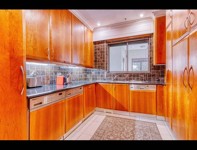 2 BEDROOM APARTMENT TO LET IN MORNINGSIDE